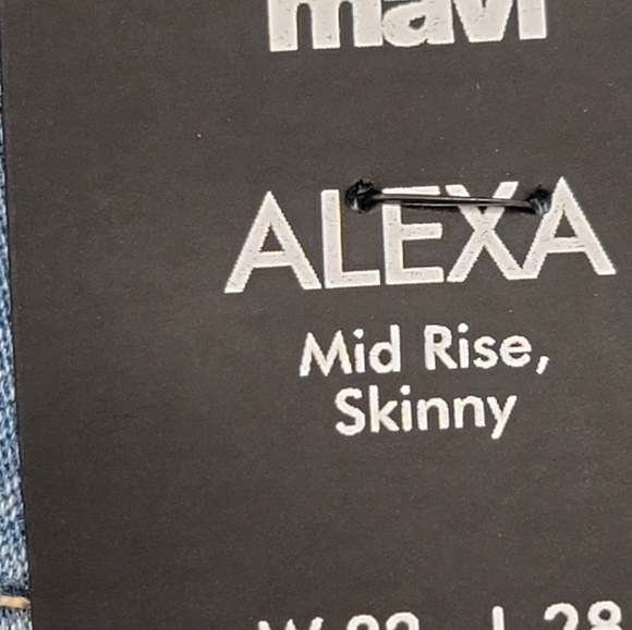 Clothing - Picture 3 of 4